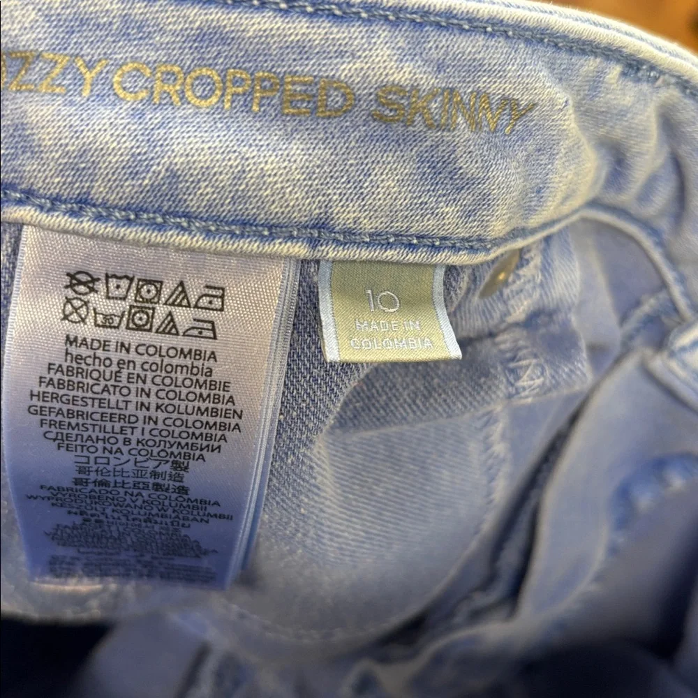 Michael Kors lt. blue, “Izzy cropped skinny jeans, size 10 - Picture 10 of 10